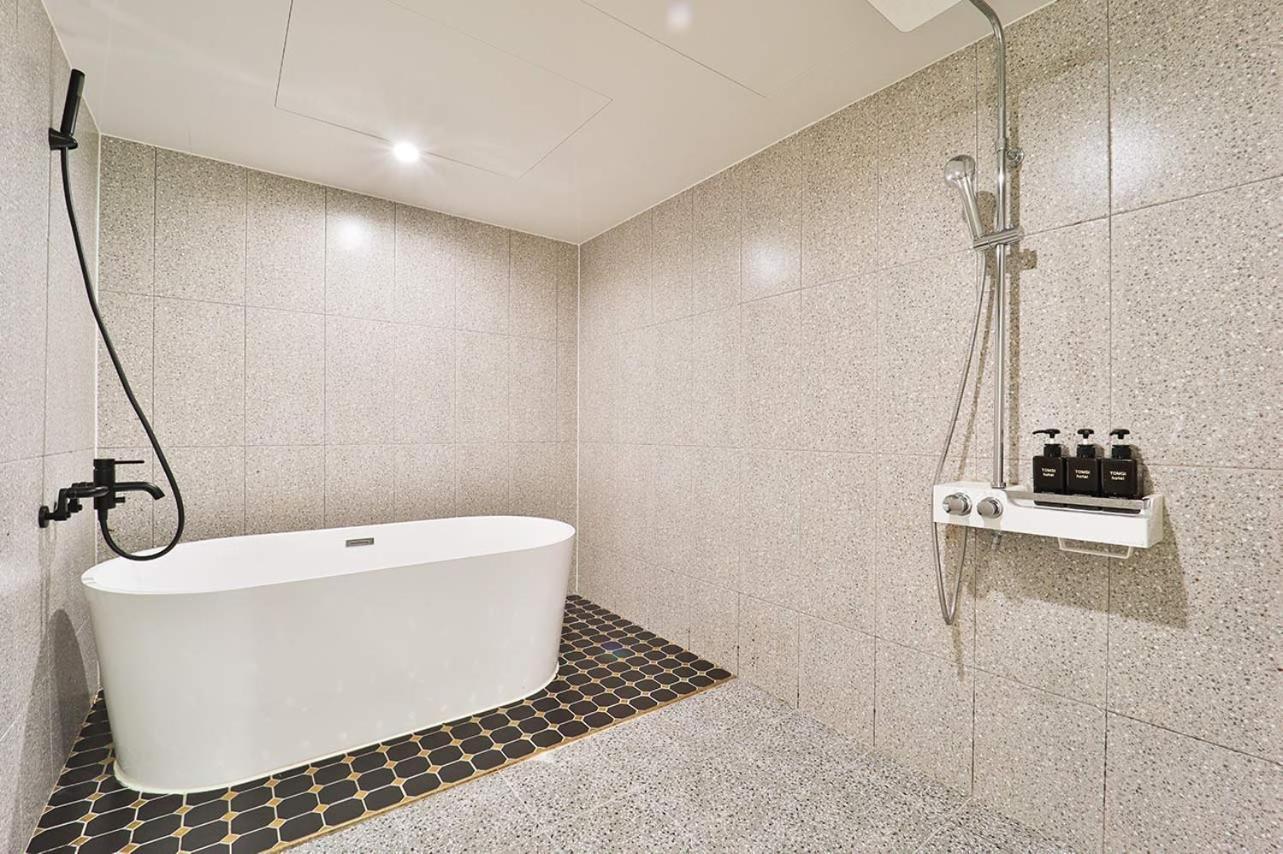 Jamsil Tomgi Hotel Сеул Екстериор снимка
