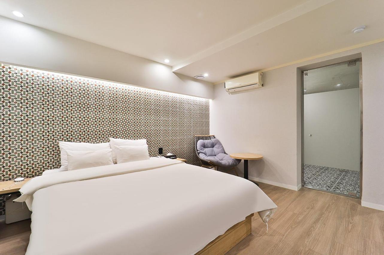 Jamsil Tomgi Hotel Сеул Екстериор снимка